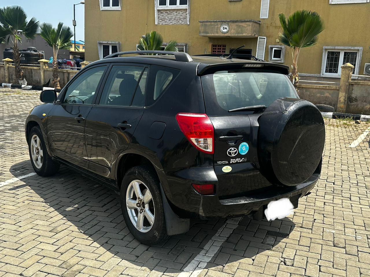 Car Image 4