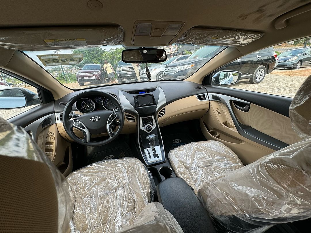 Car Image 5