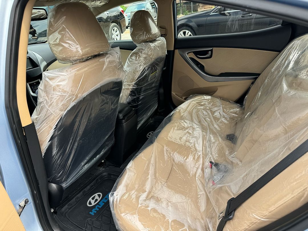 Car Image 4