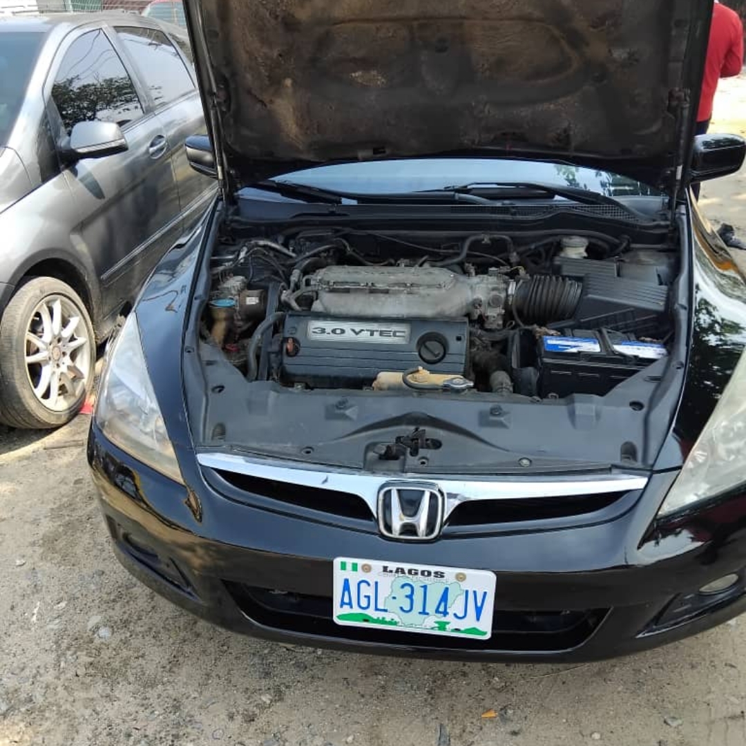 Car Image 5