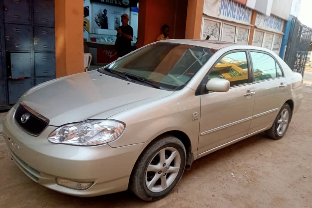 Car Image 9