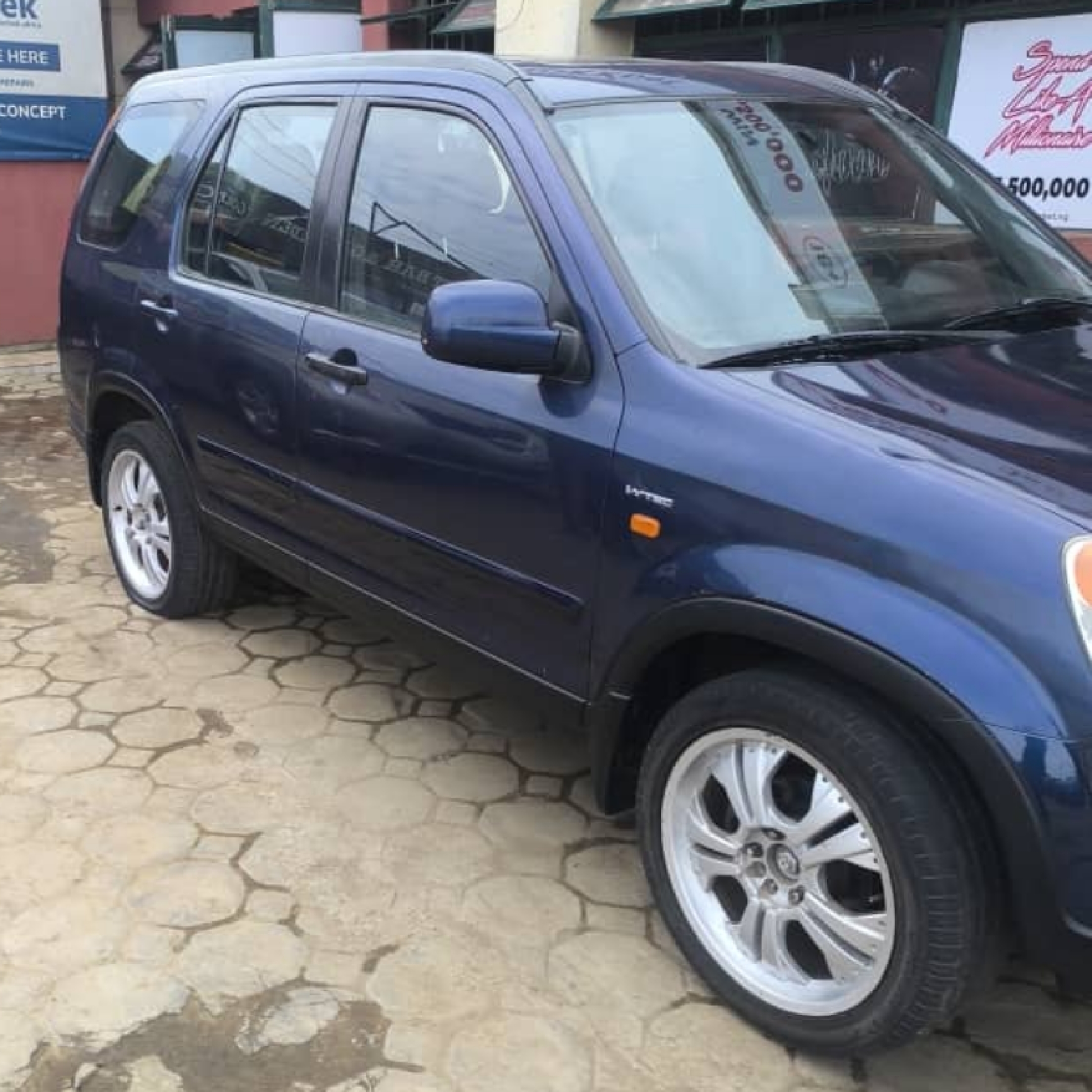 Car Image 5