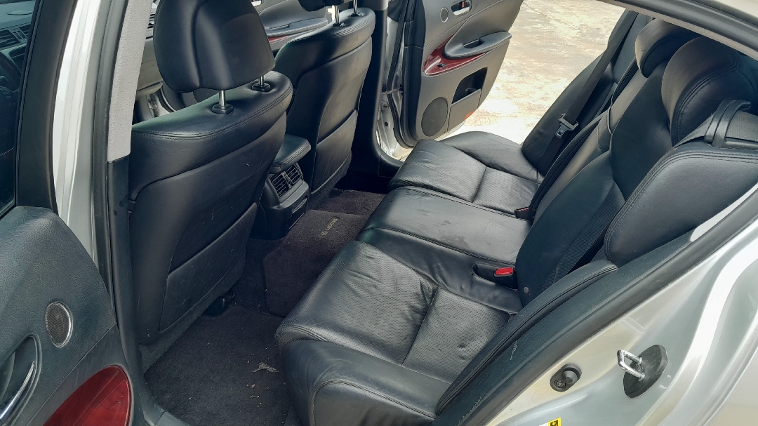 Car Image 6