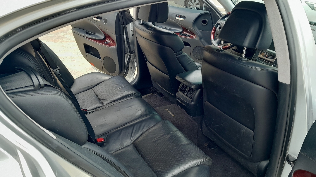 Car Image 7