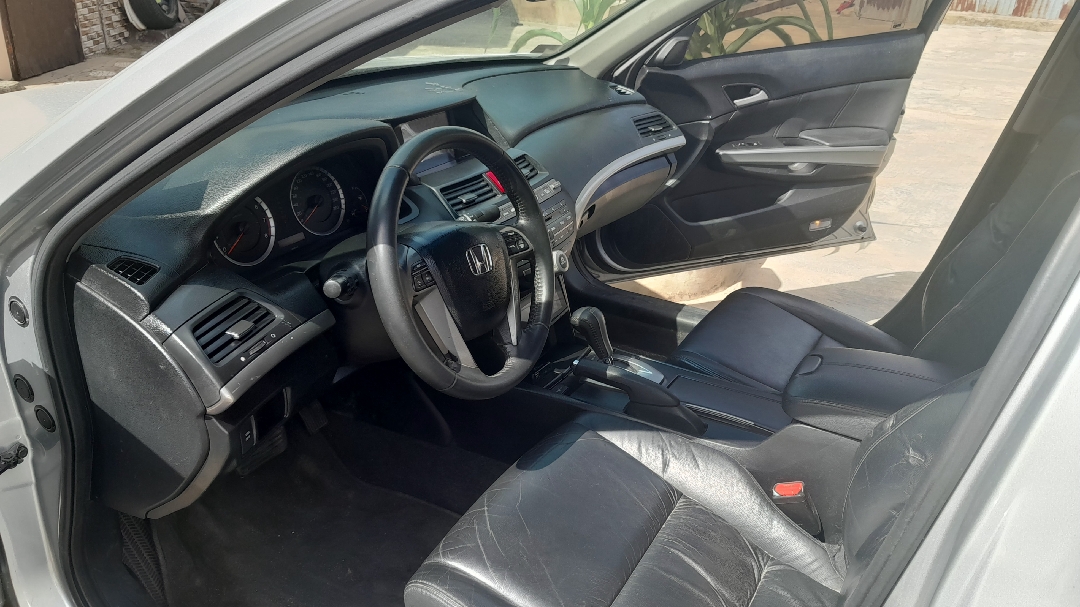 Car Image 4