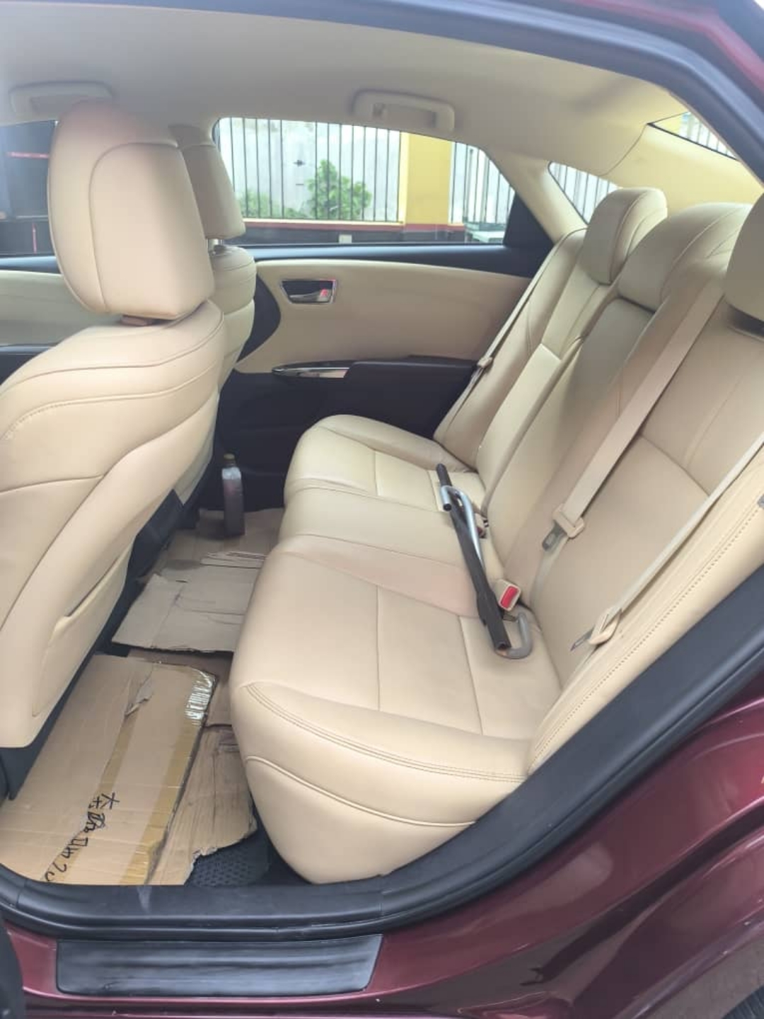 Car Image 7