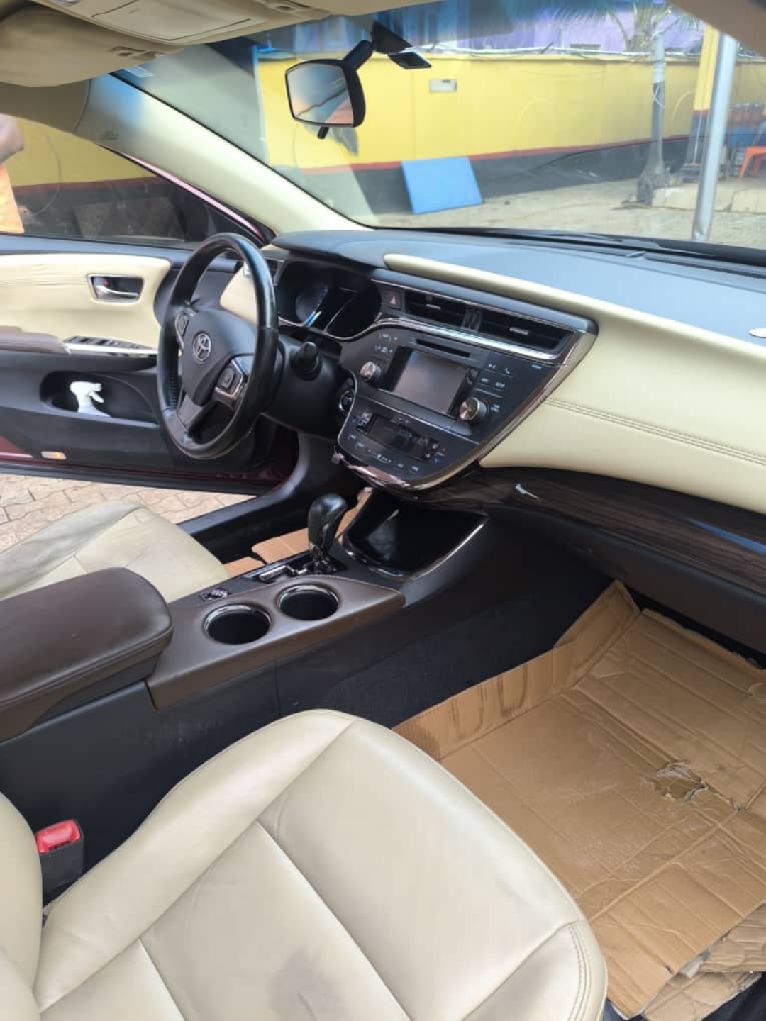 Car Image 5