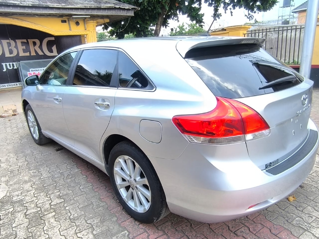 Car Image 7