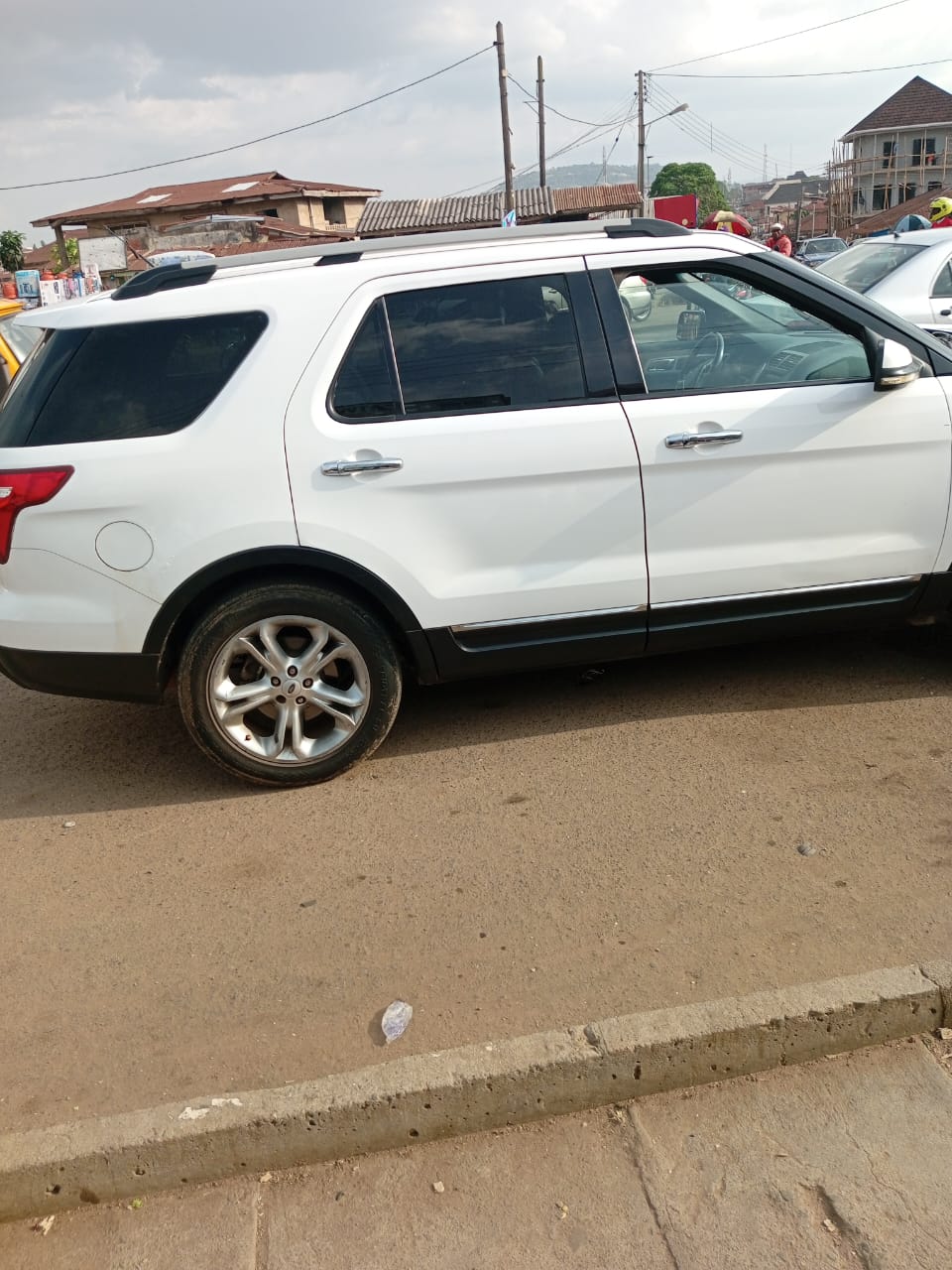 Car Image 5