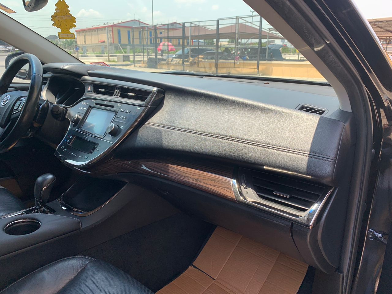 Car Image 7