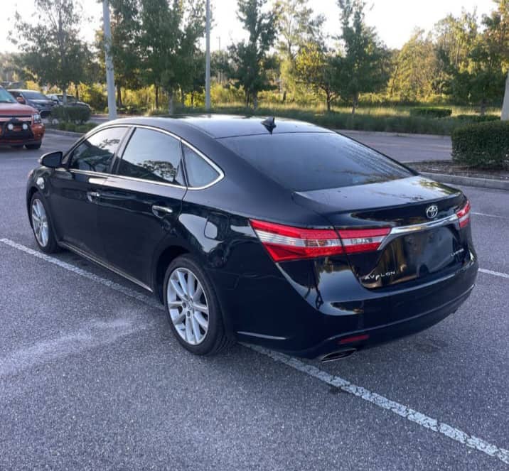 Car Image 8