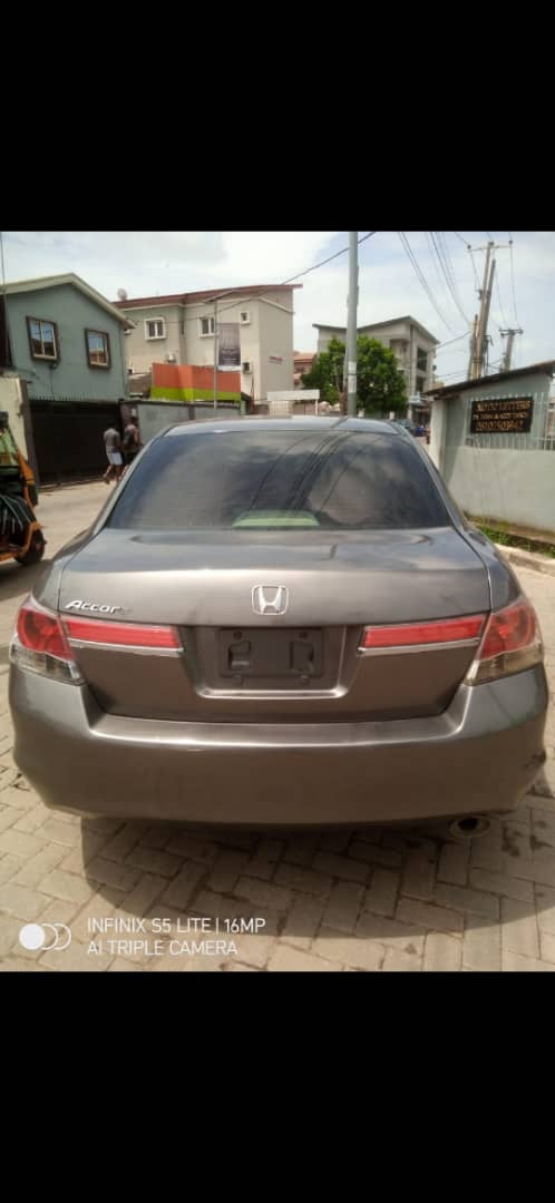 Car Image 8