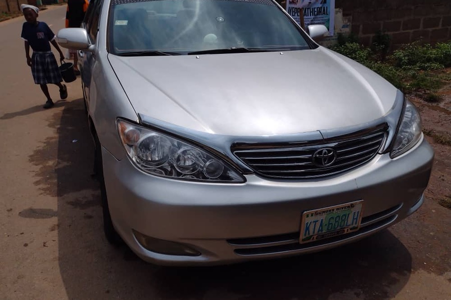 Toyota Camry 2004 (...