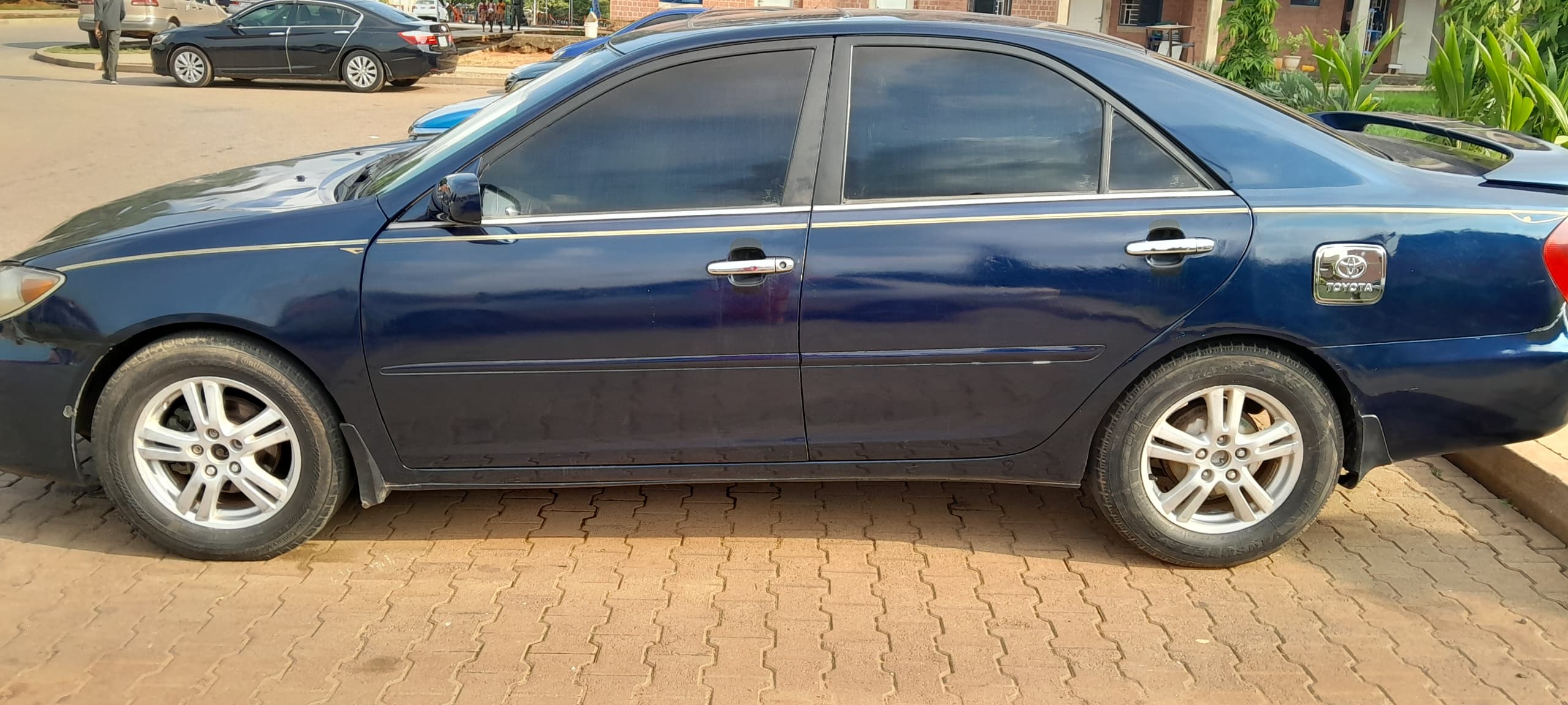 Car Image 4