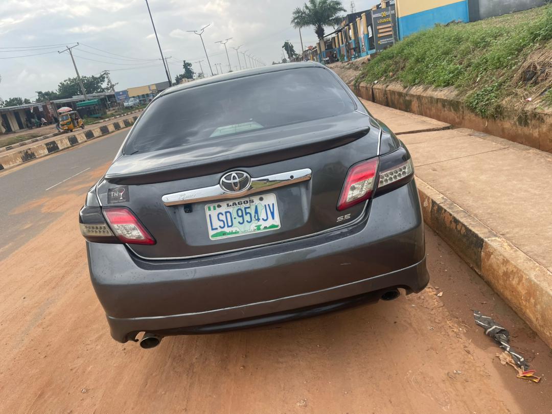 Car Image 10