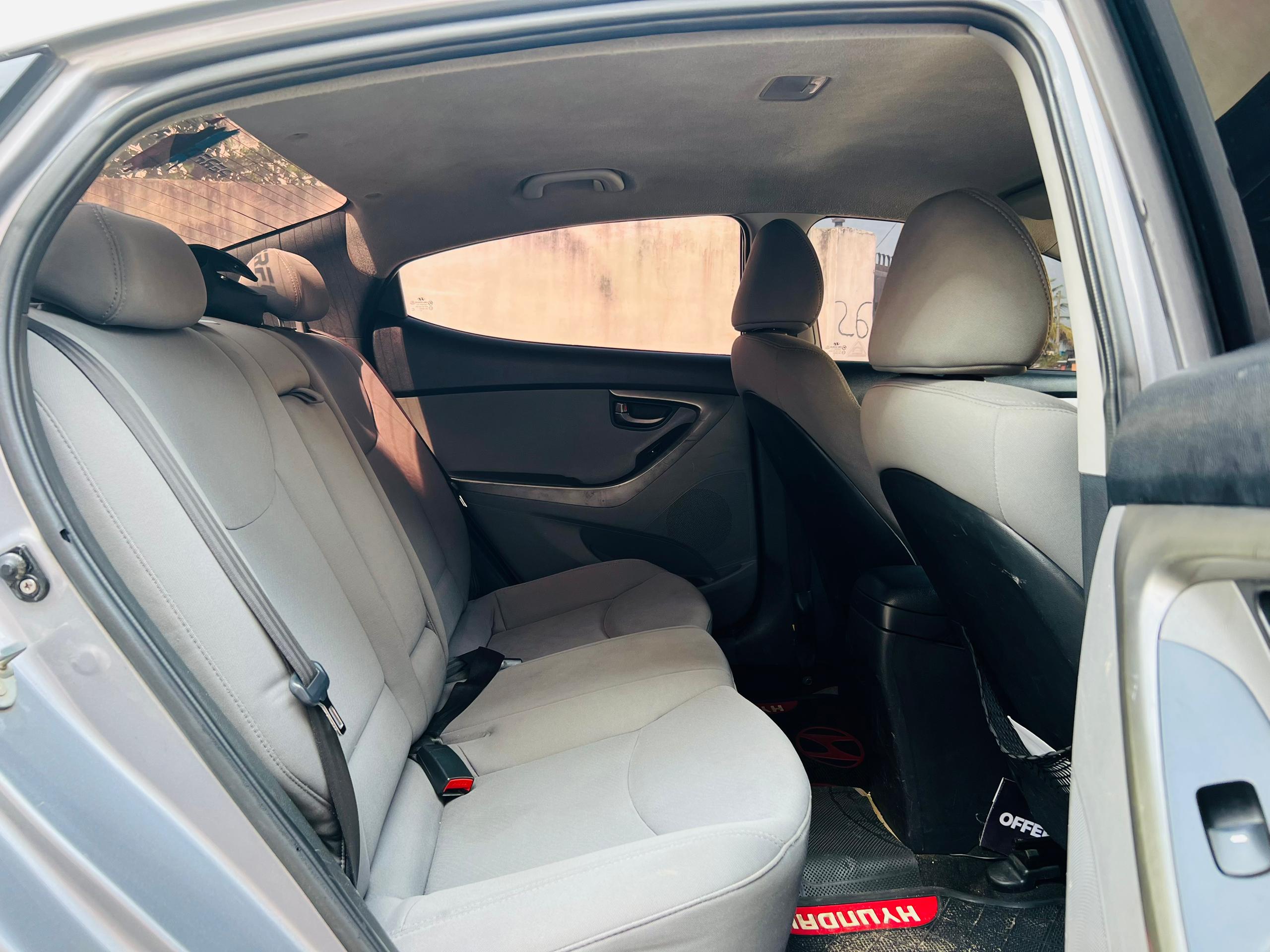 Car Image 9
