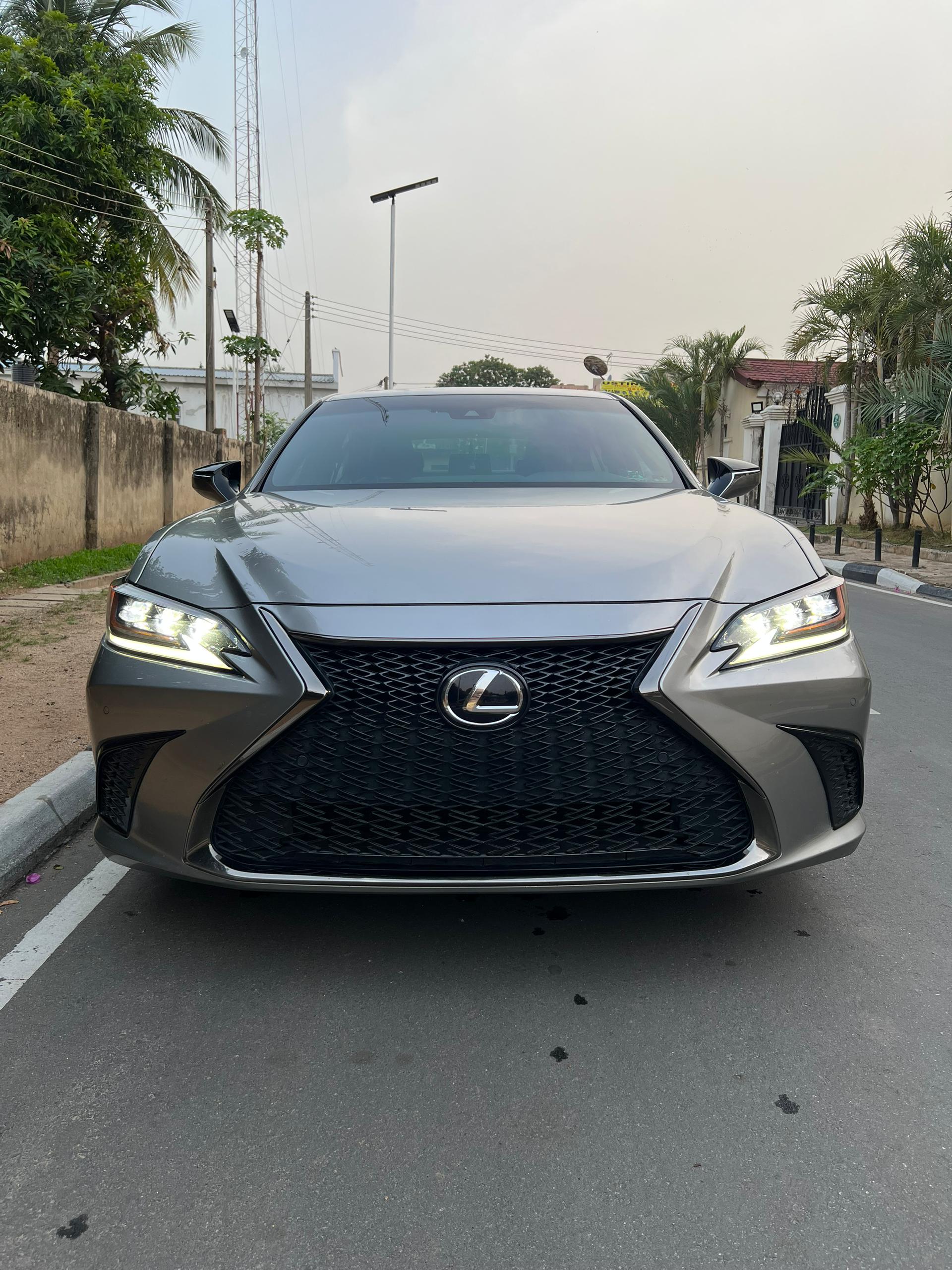 Car Image 9