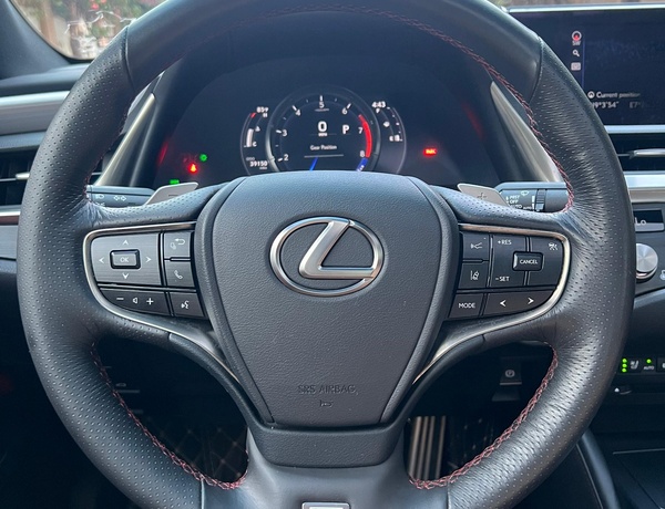Foreign used 2021 Lexus ES 350 F-Sport In Abuja