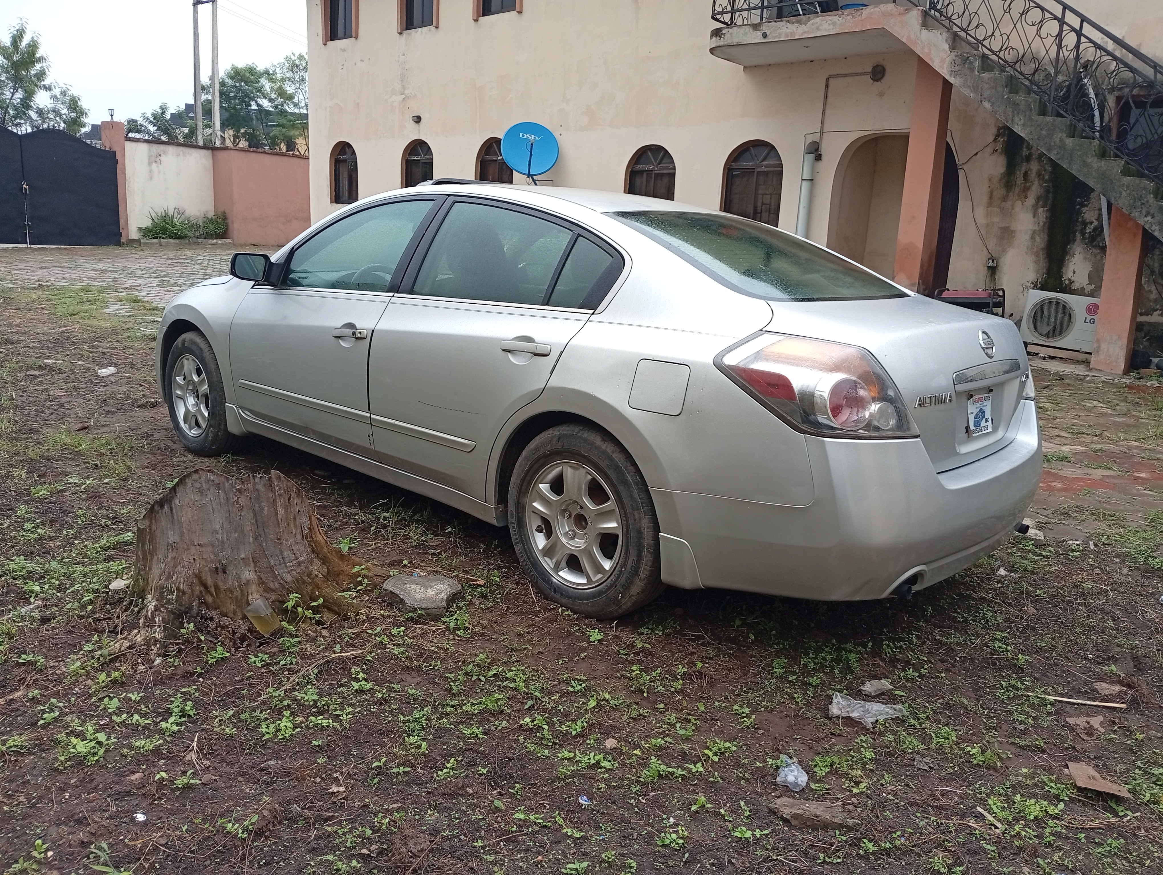 Car Image 5