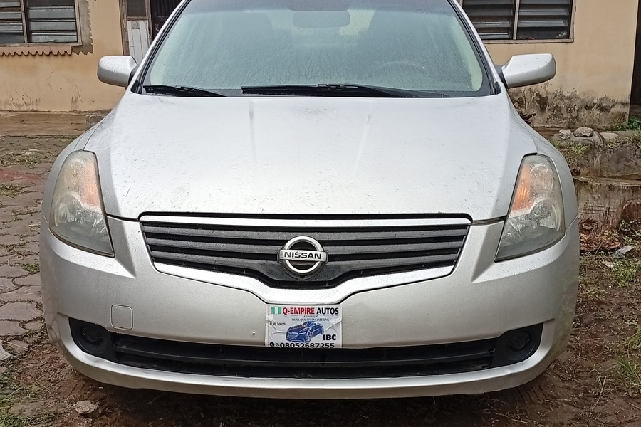 Neatly used Nissan A...
