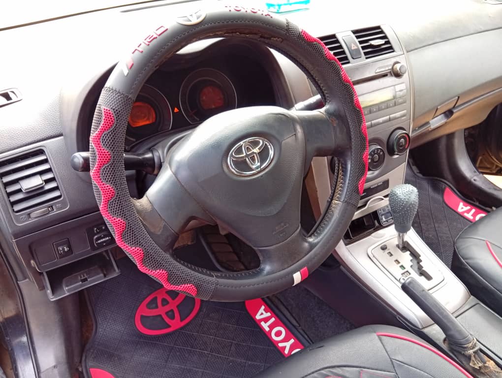 Car Image 5