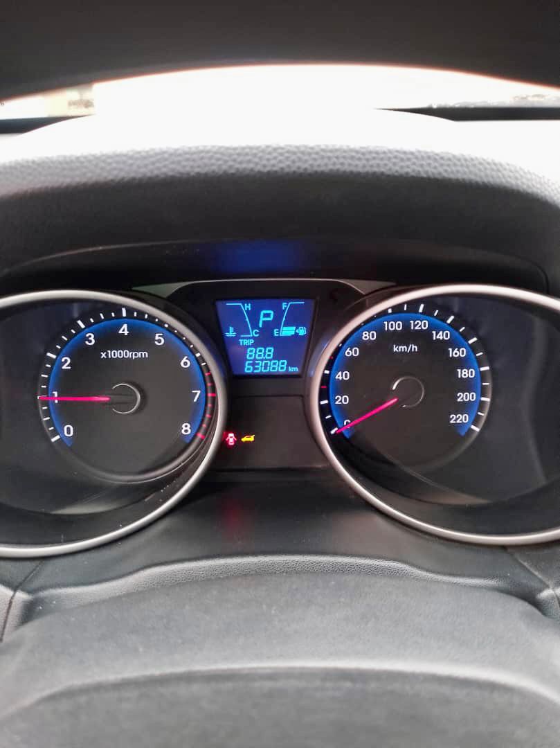 Car Image 5