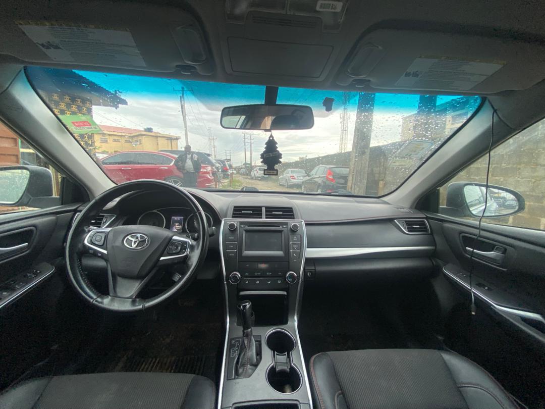 Car Image 6
