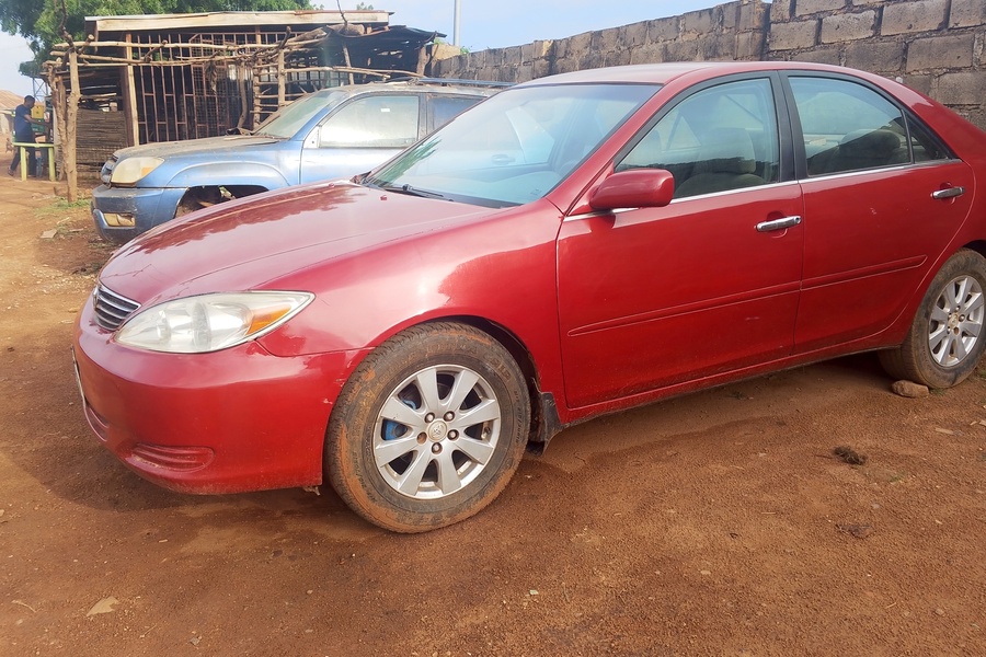 Toyota Camry 2003 In...