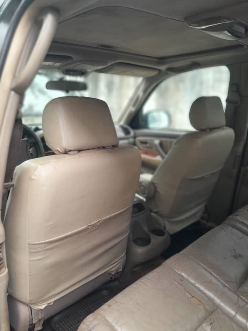 Car Image 4