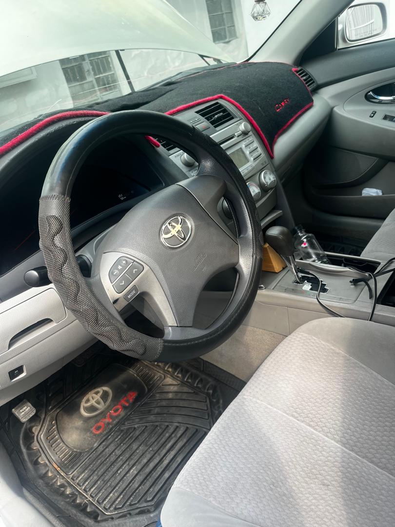Car Image 8