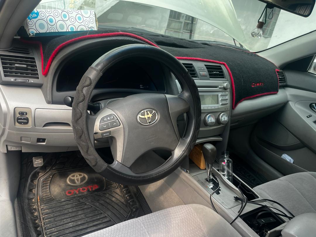 Car Image 9