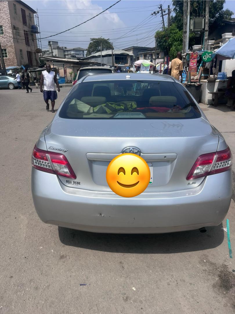 Car Image 10