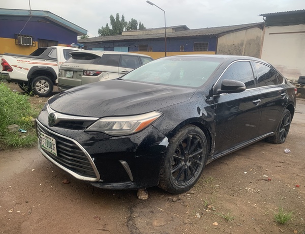 Toyota Avalon
