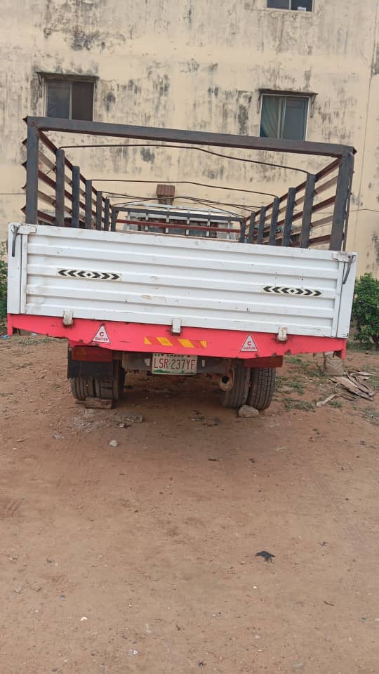 Car Image 13
