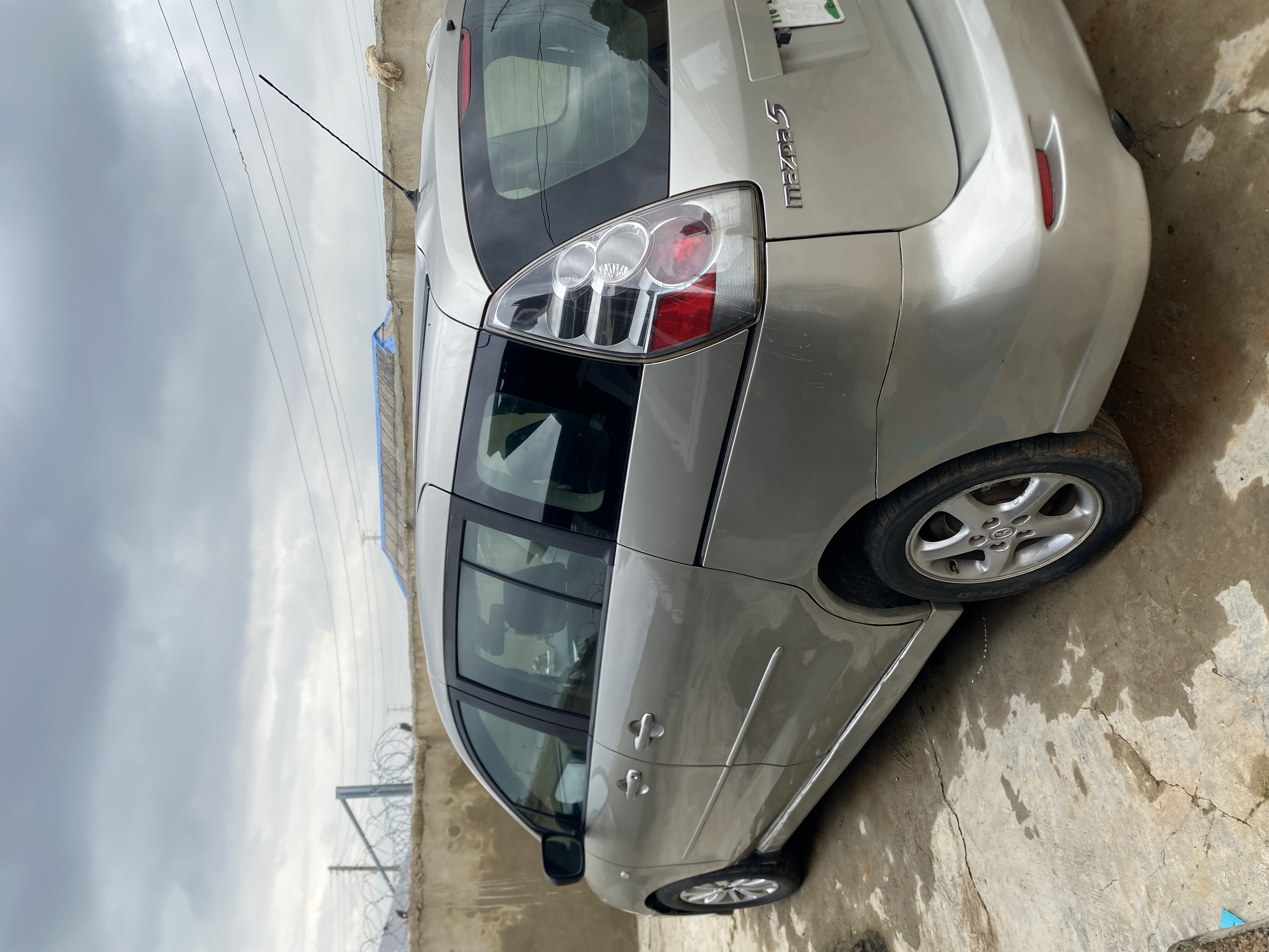 Car Image 4