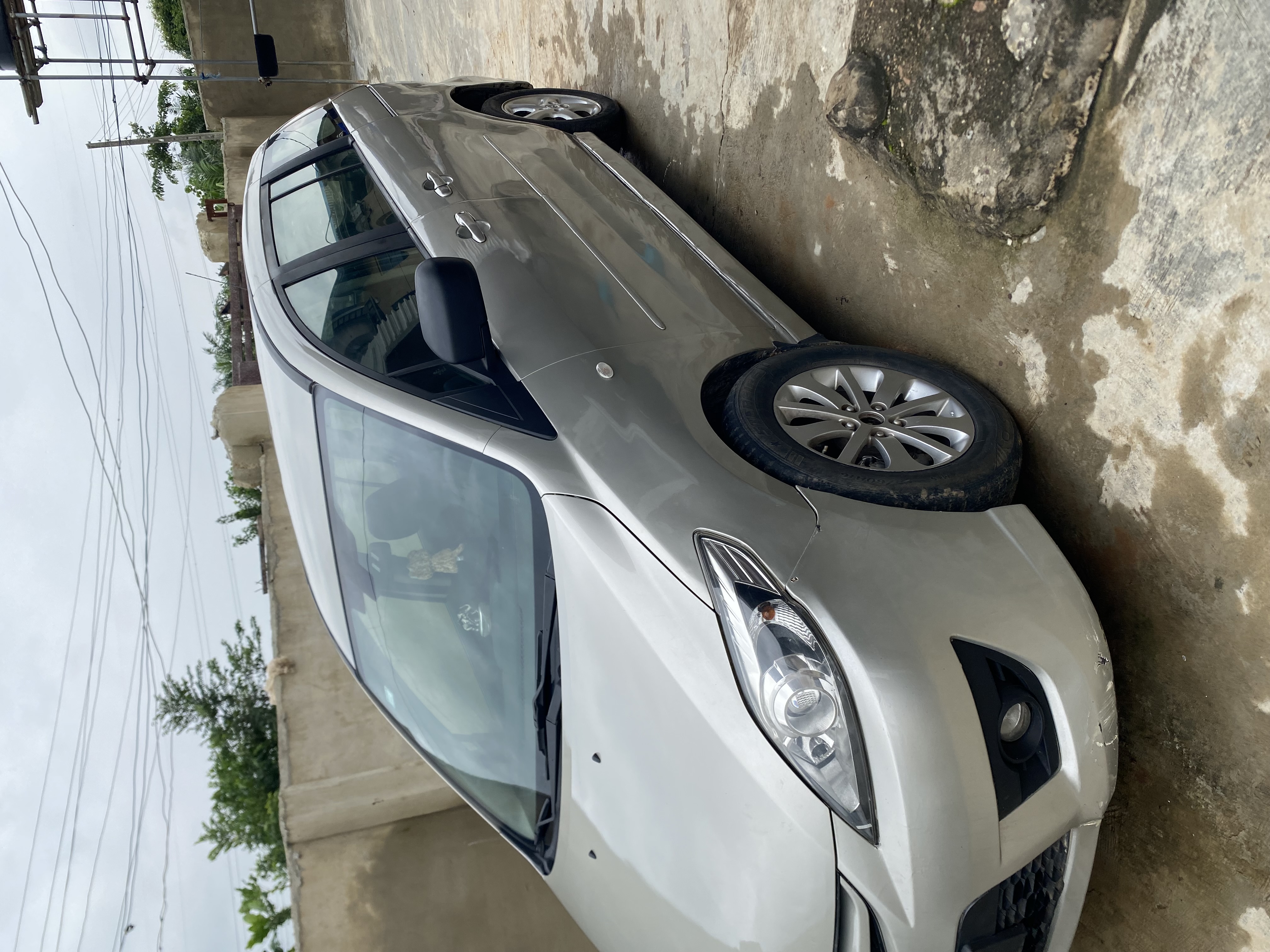 Car Image 10