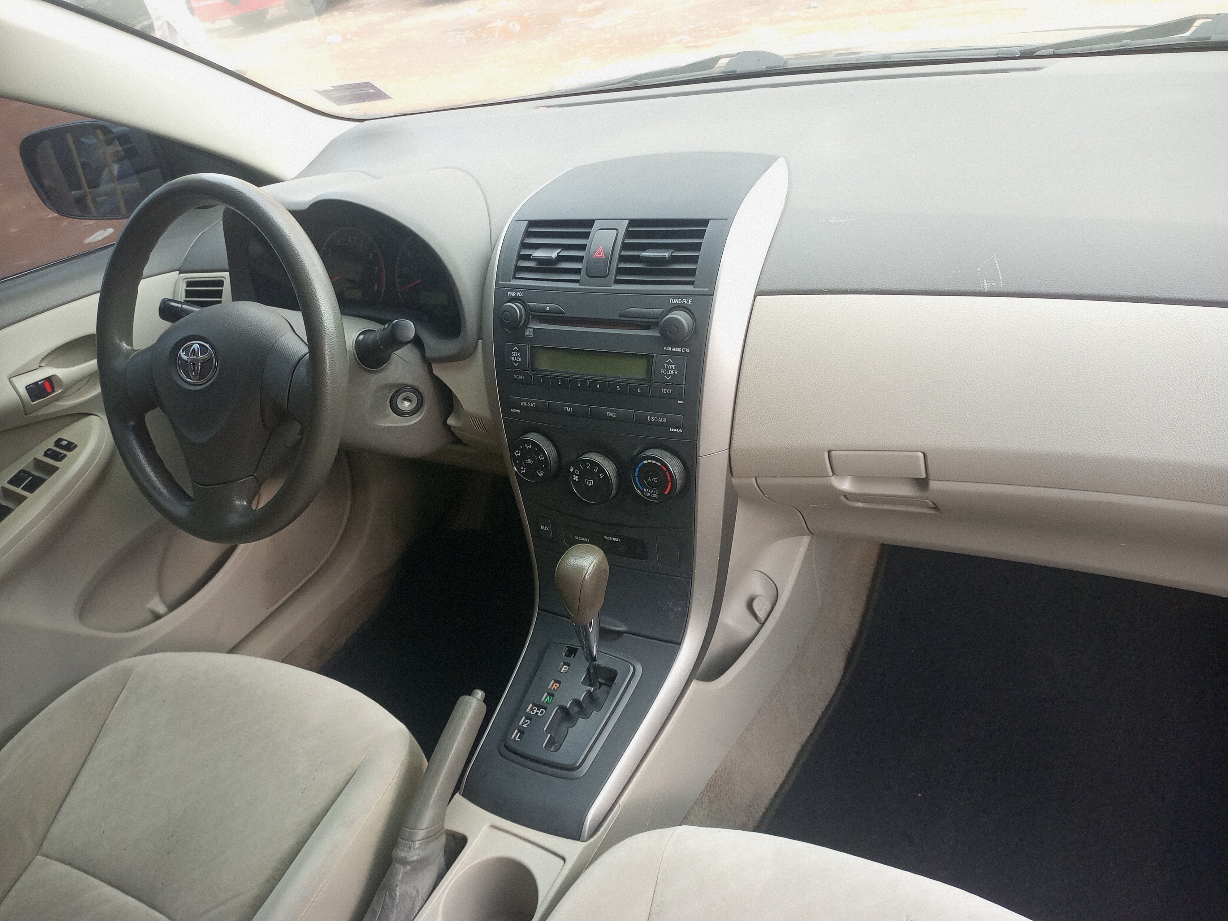 Car Image 9