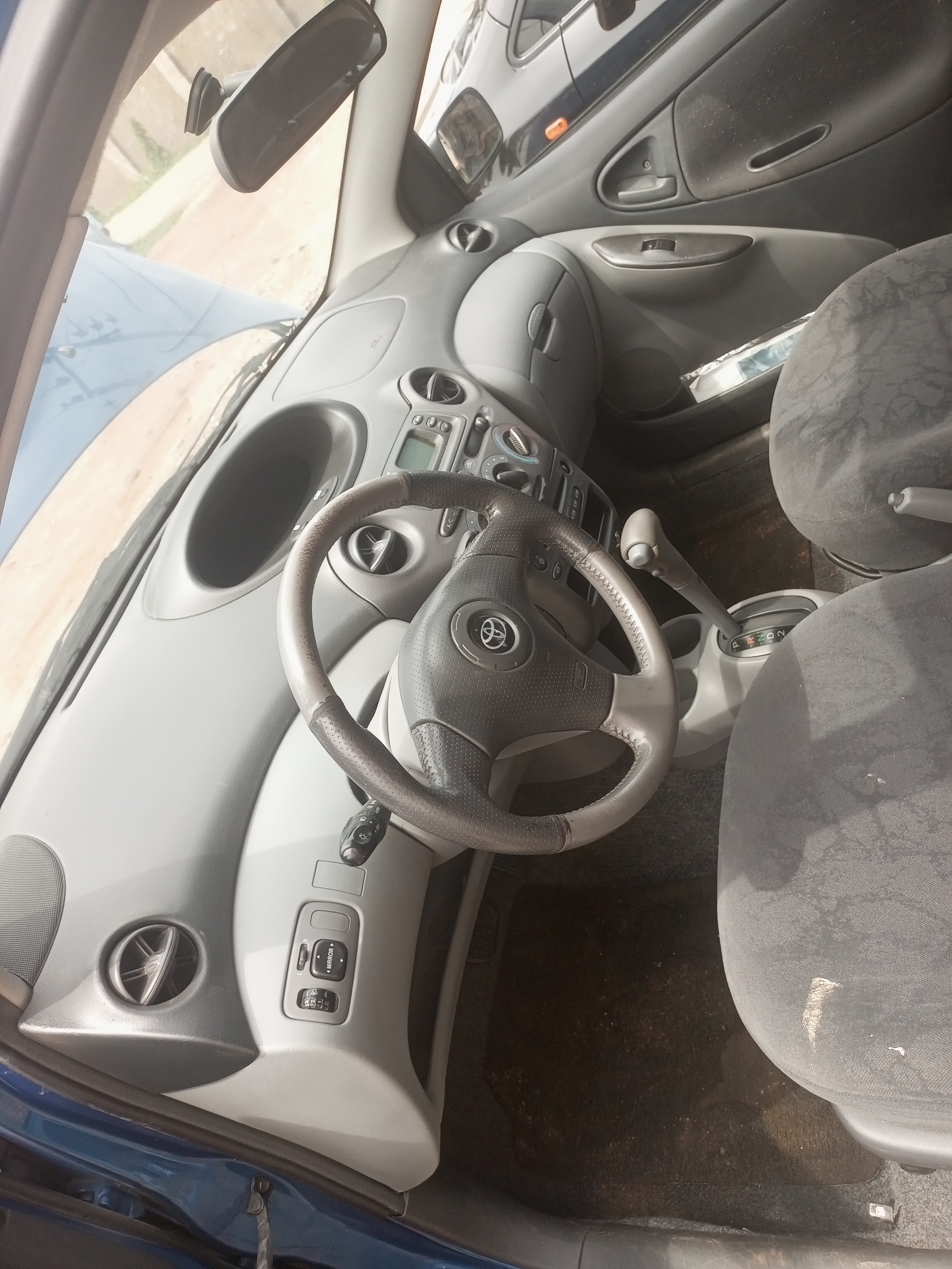 Car Image 4