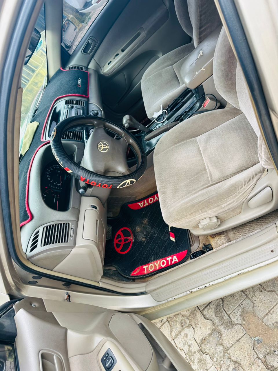 Car Image 5