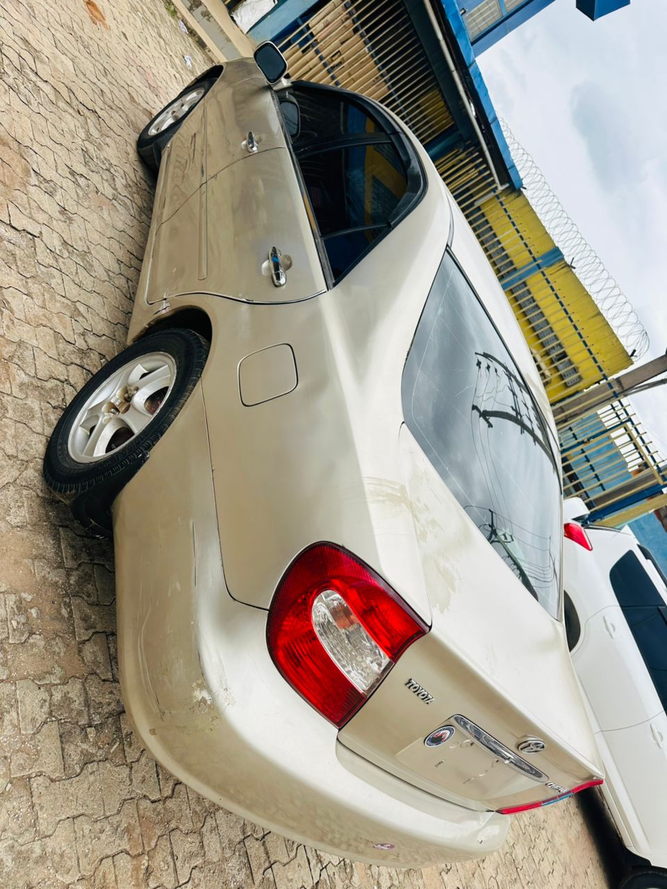 Car Image 4