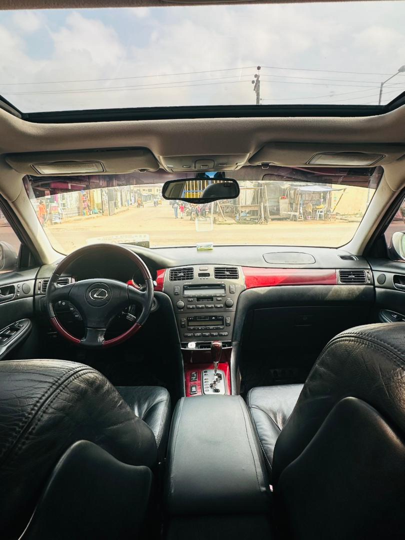 Car Image 6