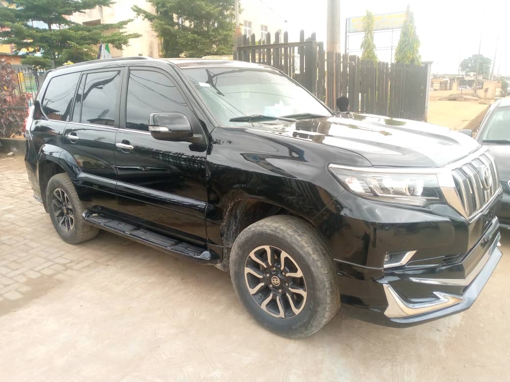 Car Image 6