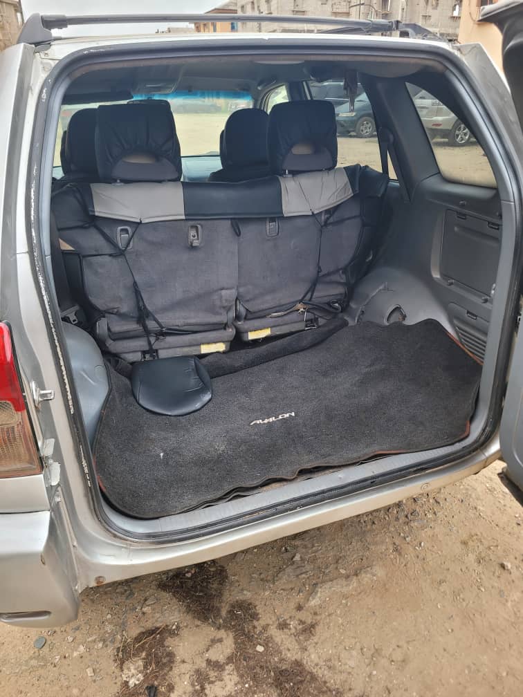 Car Image 4