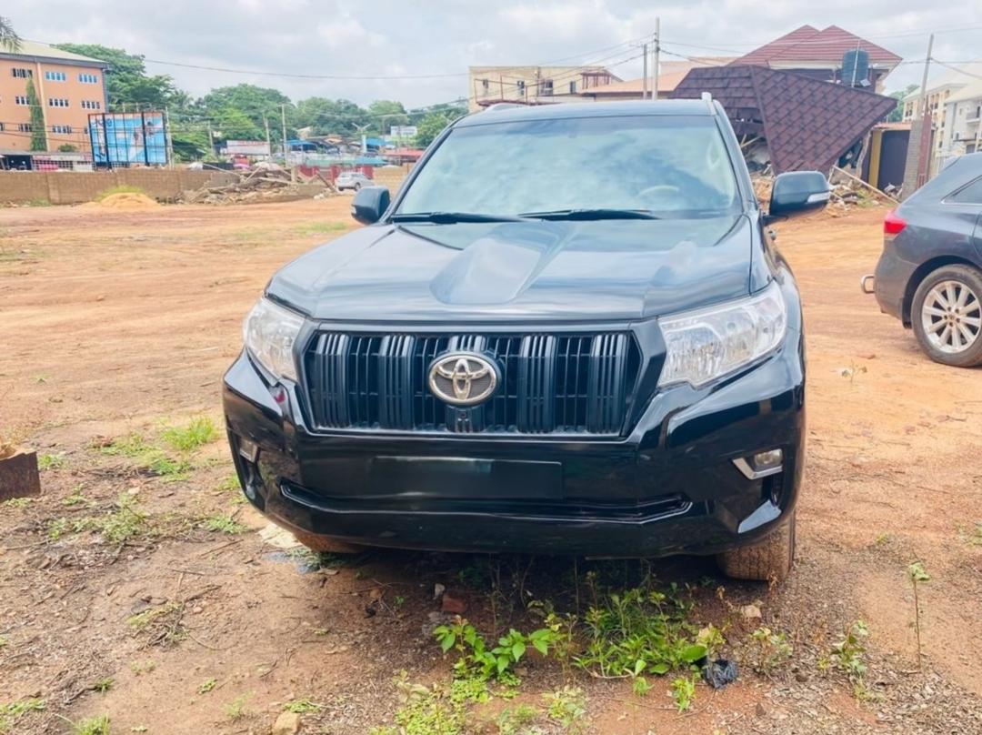 Car Image 10