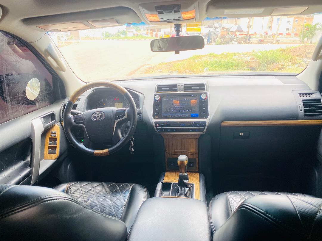 Car Image 7