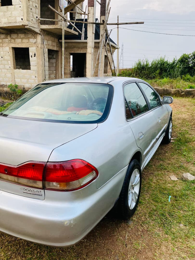 Car Image 7