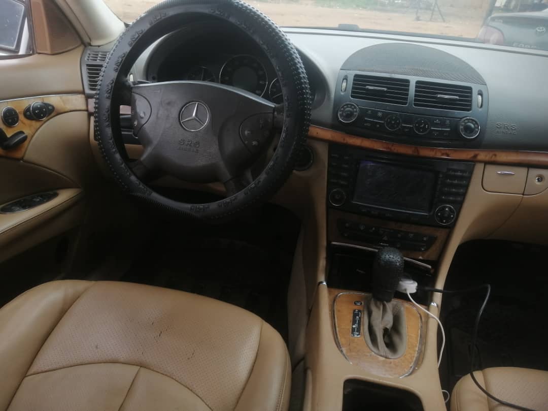 Car Image 5
