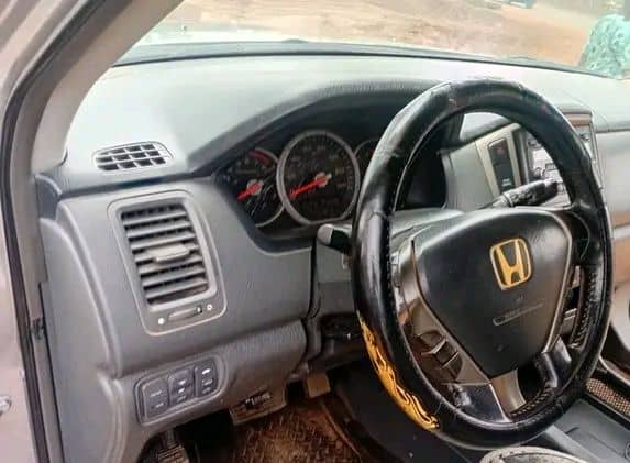 Car Image 4