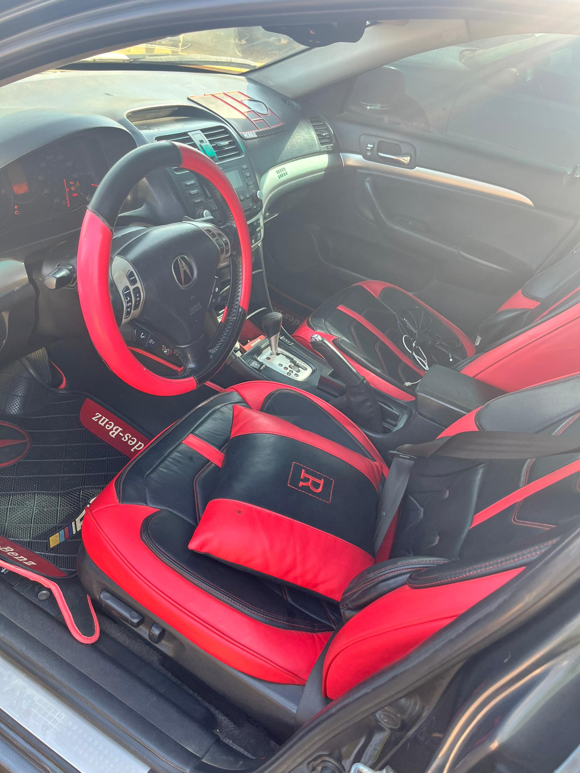 Car Image 4