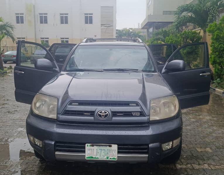 2004 Toyota 4runner...